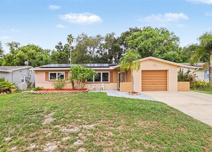 1520 Simmons Drive - Photo 1