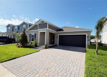 4585 Golden Knight Boulevard - Photo 1