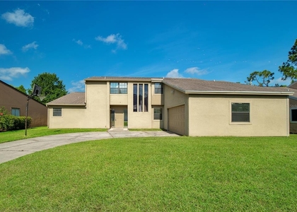 110 N Deerwood Avenue - Photo 1