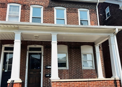 718 Linden Street - Photo 1