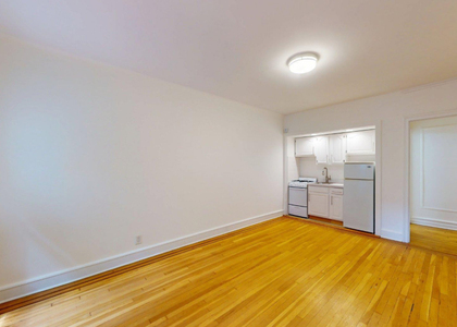 East 51st Street - Photo 1
