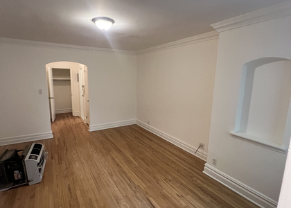  East 46th Street - Photo 1