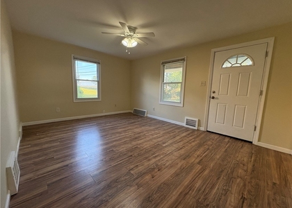 314 Fort Couch Rd - Photo 1