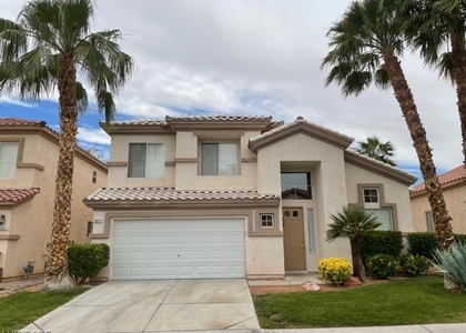 321 Waterton Lakes Avenue - Photo 1