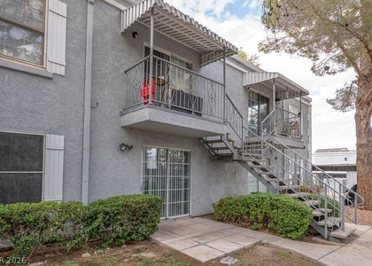 3823 S Maryland Parkway - Photo 1