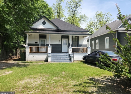 1113 19th Street - Photo 1