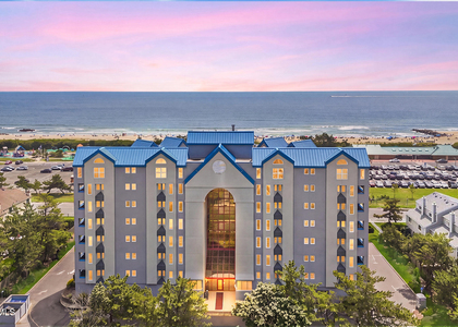 300 Ocean Avenue N - Photo 1