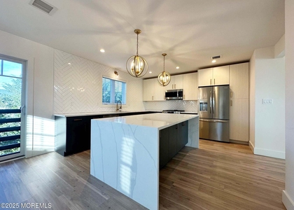 2139 Bridge Avenue - Photo 1