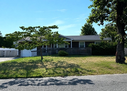 456 Hulse Avenue - Photo 1