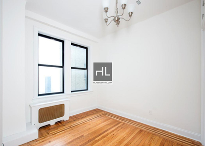 West 51st Street - Photo 1