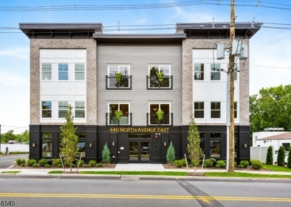 440 North Ave - Photo 1