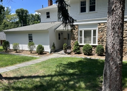 100 Wootton Road - Photo 1