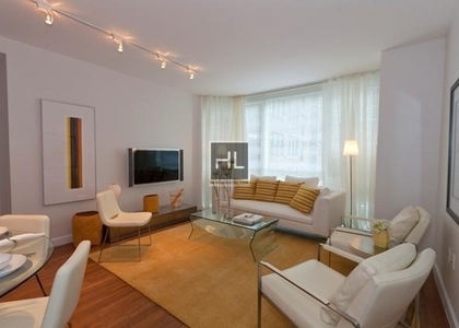West 39th Street - Photo 1