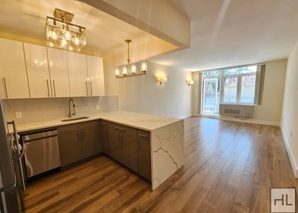 Northern Boulevard - Photo 1