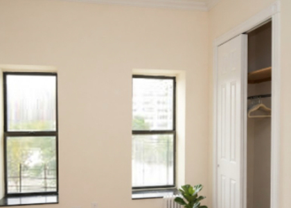 East 6 Street - Photo 1