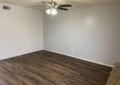1604 Sun Valley Drive - Photo 1