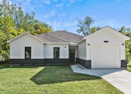 3907 Simonds Street - Photo 1