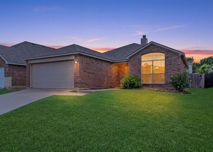 834 Hazels Way - Photo 1