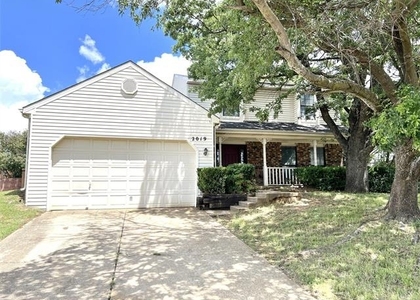 2019 Longmeadow Court - Photo 1
