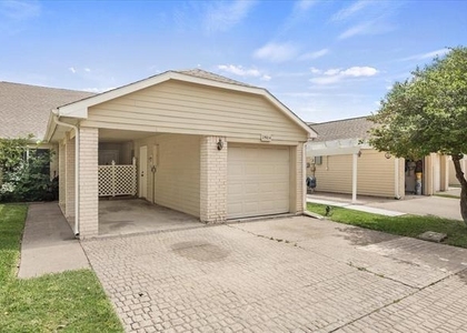 2504 Brook Hollow Court - Photo 1