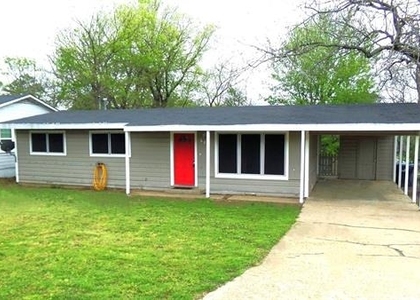 501 S Perry Street - Photo 1
