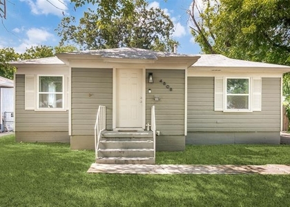 4808 Sherwood Drive - Photo 1
