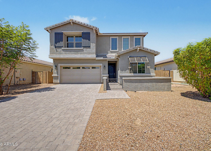 43938 W Palo Olmo Road - Photo 1