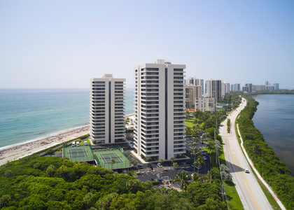 5550 N Ocean Drive - Photo 1