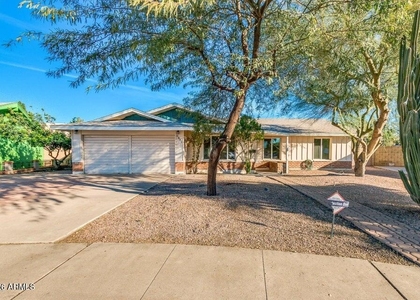 1726 E El Parque Drive - Photo 1