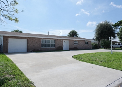 980 Woodland Avenue - Photo 1