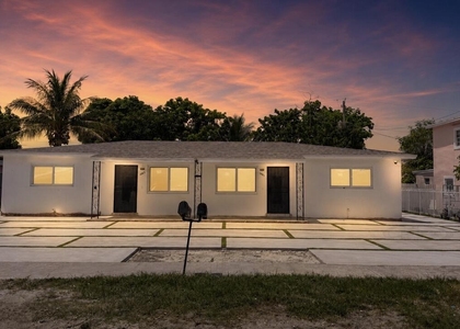 1063 Nw 108th Terrace - Photo 1