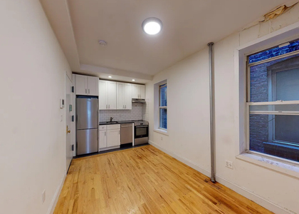 East 75th street  - Photo 1