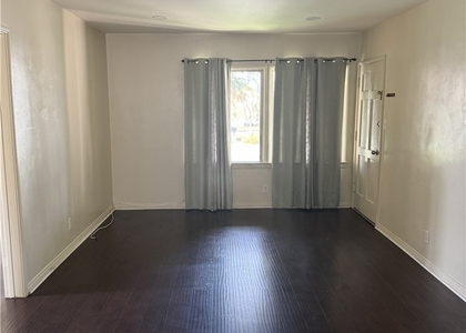 340 N 2nd - Photo 1