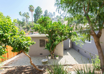 447 James Street - Photo 1