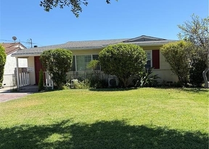 9616 Val Street - Photo 1