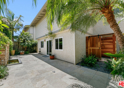 6515 Dume Drive - Photo 1