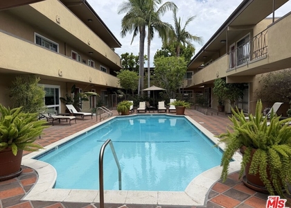 970 Palm Avenue - Photo 1