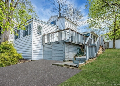 93 Maple Road - Photo 1