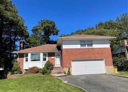 2 Stuart Drive - Photo 1