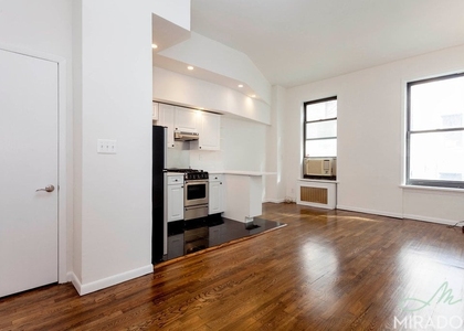 39 W 16th Street - Photo 1