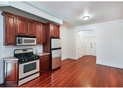 155 E 85th Street - Photo 1