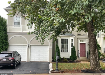 9492 Bankhead Drive - Photo 1
