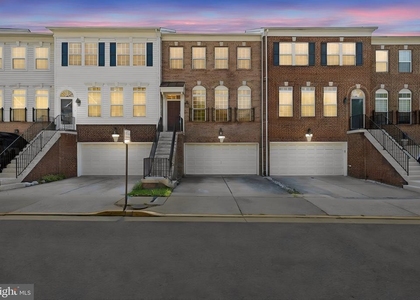 8544 Wyngate Manor - Photo 1