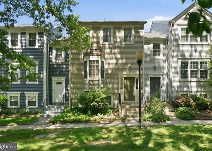 2391 Hunters Square Court - Photo 1