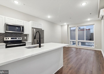 1230 N Marshall Street - Photo 1