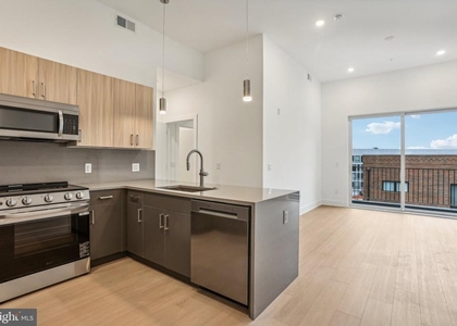 1731 Tilghman Street - Photo 1