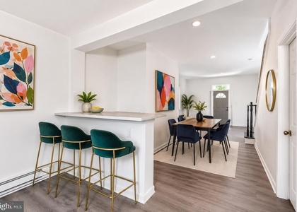 2435 Fitzgerald Street - Photo 1