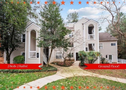 6121 Sunpointe Drive - Photo 1