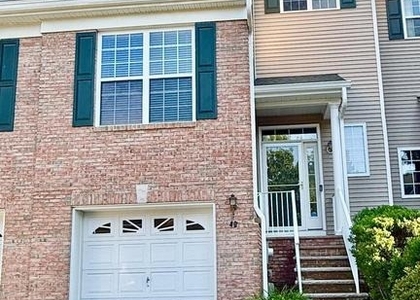 40 Truman Avenue - Photo 1