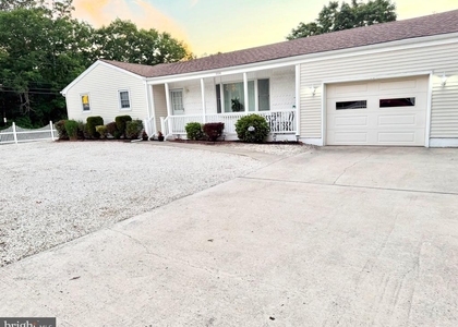 104 Nautilus Drive - Photo 1